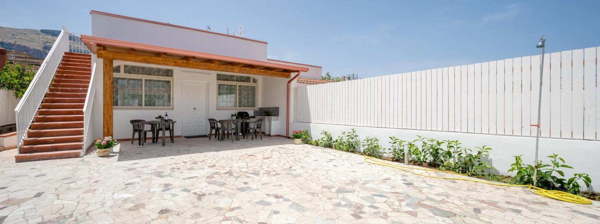 Arricampati Airport Rooms In Villa & Rent Car Carini Exterior foto